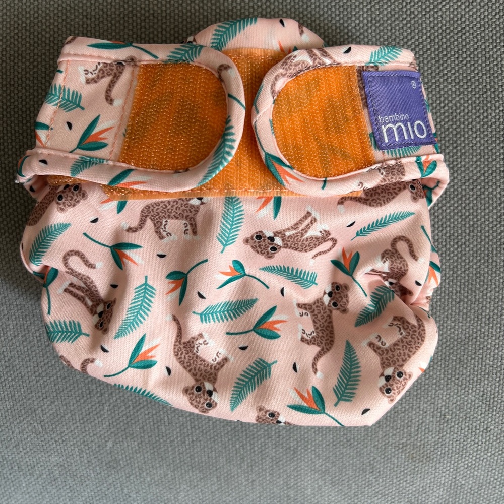 Like New Cloth Diaper Cover Shell Bambino MIO size 1